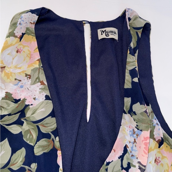 Show Me Your Mumu Riri Blue Floral Deep V-Neck Wrap Romper Cutout size small - Picture 3 of 7
